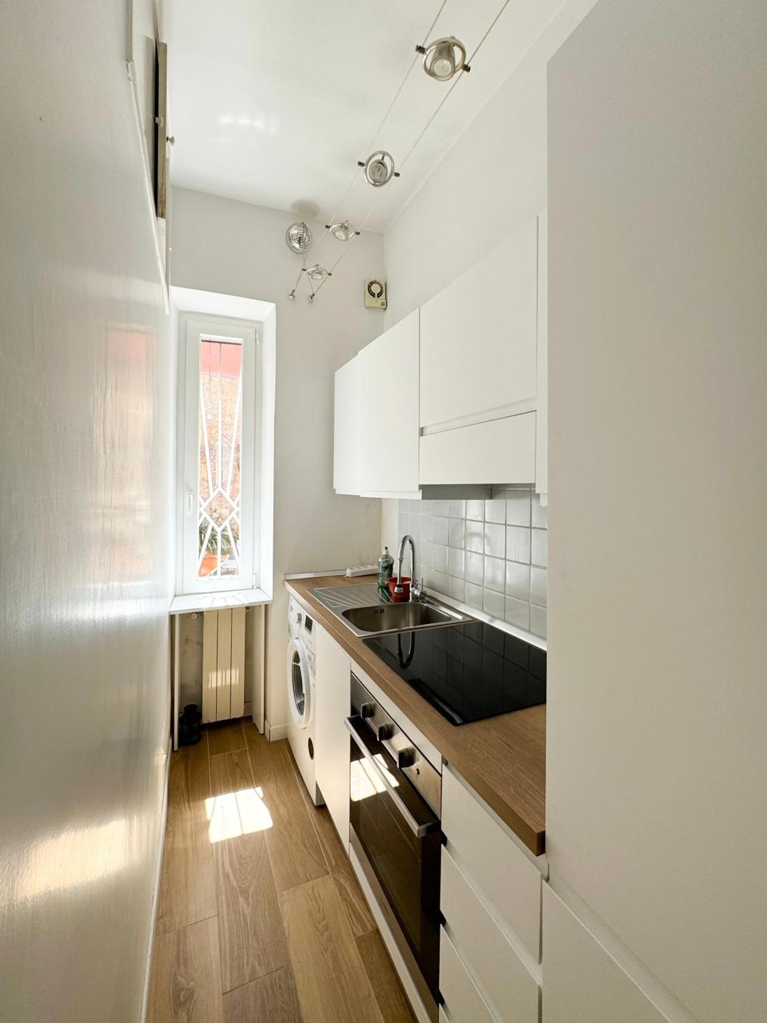 New - Vatican Viola Apartment Rom